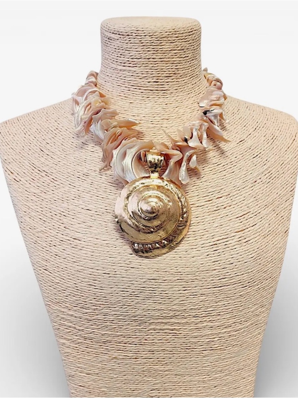 Statement Pink Shell-Bead Necklace with Gold Shell Pendant